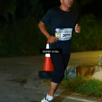 Runner Photo 8406810
