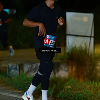 Runner Photo 8406813
