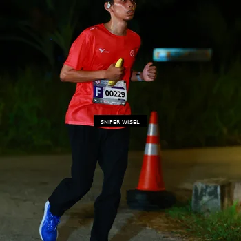Runner Photo 8406824