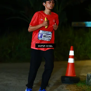 Runner Photo 8406825