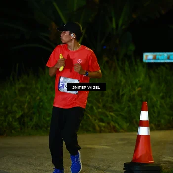 Runner Photo 8406826