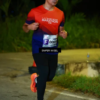 Runner Photo 8406881