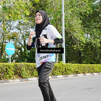 Runner Photo 8406911