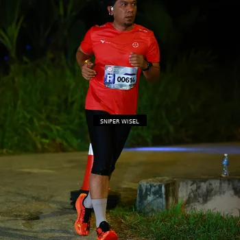 Runner Photo 8406914