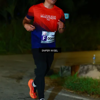 Runner Photo 8406916