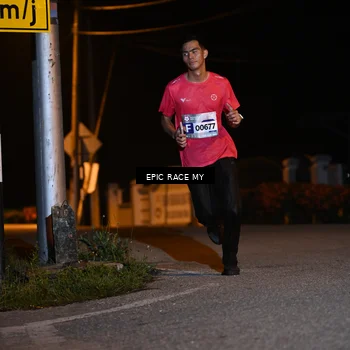 Runner Photo 8406924