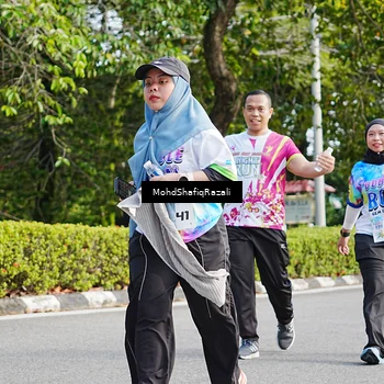 Runner Photo 8406935