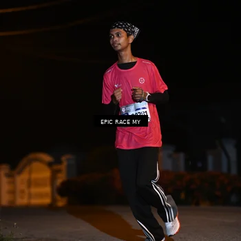 Runner Photo 8406946