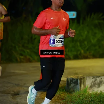 Runner Photo 8406948