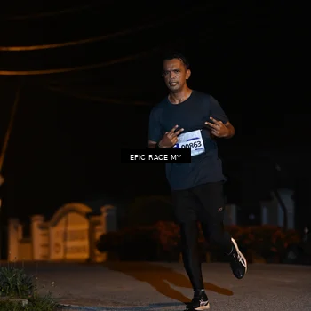 Runner Photo 8406959