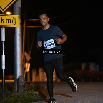 Runner Photo 8406964