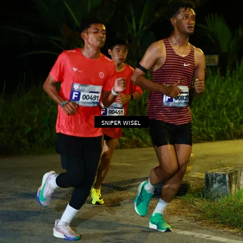 Runner Photo 8406984