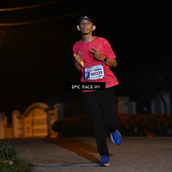 Runner Photo 8406996