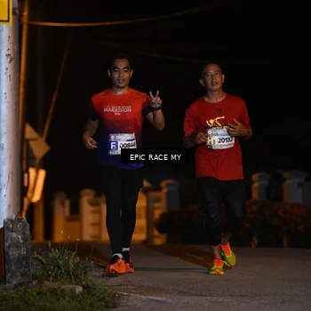 Runner Photo 8406997