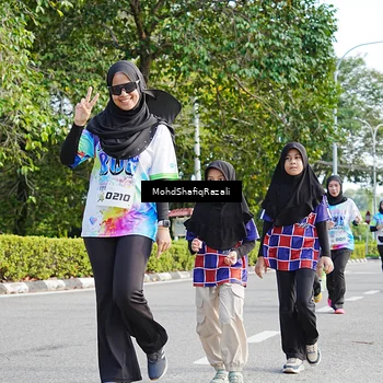Runner Photo 8407013