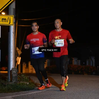 Runner Photo 8407019