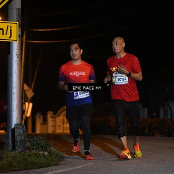 Runner Photo 8407025