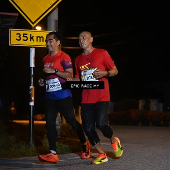 Runner Photo 8407028
