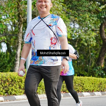 Runner Photo 8407039