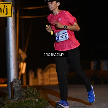 Runner Photo 8407040