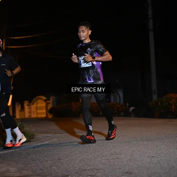 Runner Photo 8407061