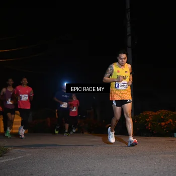 Runner Photo 8407067