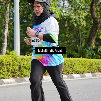 Runner Photo 8407075