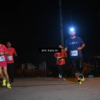 Runner Photo 8407076