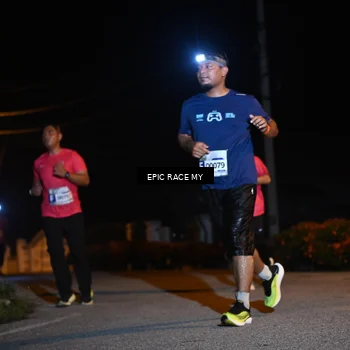 Runner Photo 8407083