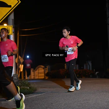 Runner Photo 8407086