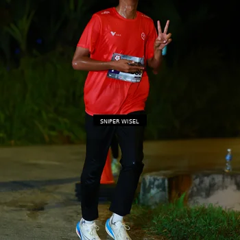 Runner Photo 8407089