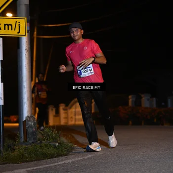 Runner Photo 8407102