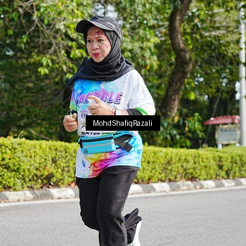 Runner Photo 8407117