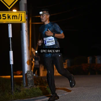 Runner Photo 8407124