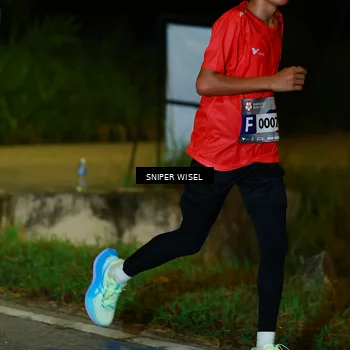 Runner Photo 8407133