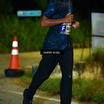 Runner Photo 8407153