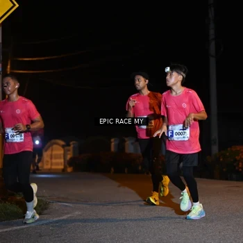 Runner Photo 8407175