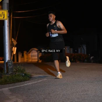 Runner Photo 8407202