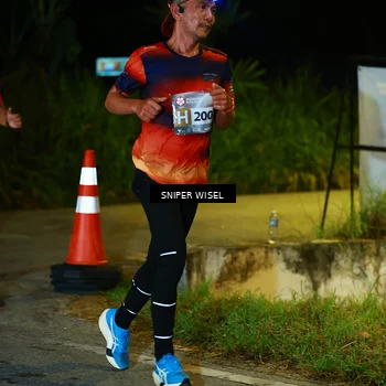 Runner Photo 8407213
