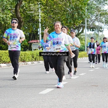 Runner Photo 8407219