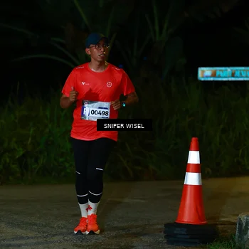 Runner Photo 8407235