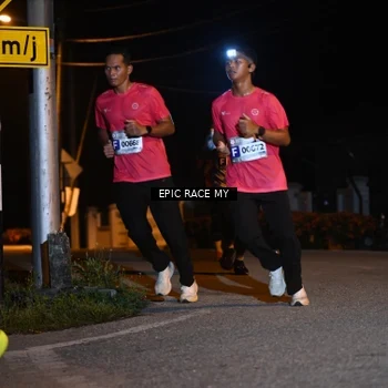 Runner Photo 8407239