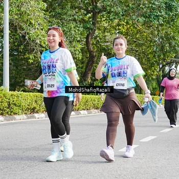 Runner Photo 8407243