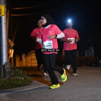 Runner Photo 8407244
