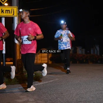 Runner Photo 8407247