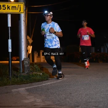 Runner Photo 8407256