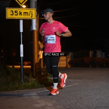 Runner Photo 8407271
