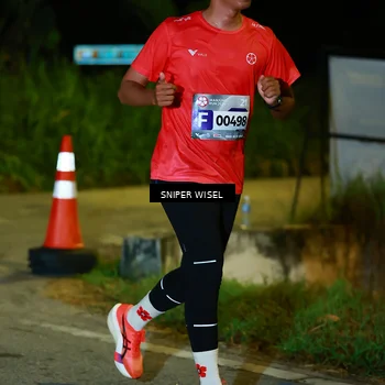 Runner Photo 8407272