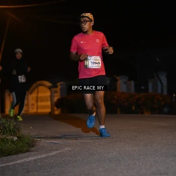 Runner Photo 8407281