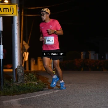 Runner Photo 8407287
